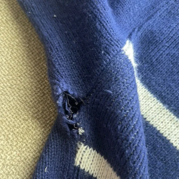 COWBOYS Football Blue and White Crew Neck Sweater - Picture 3 of 5